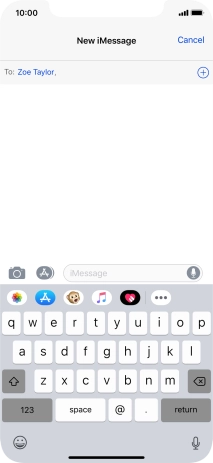 If the recipient can receive iMessages, iMessage is displayed in the text input field.