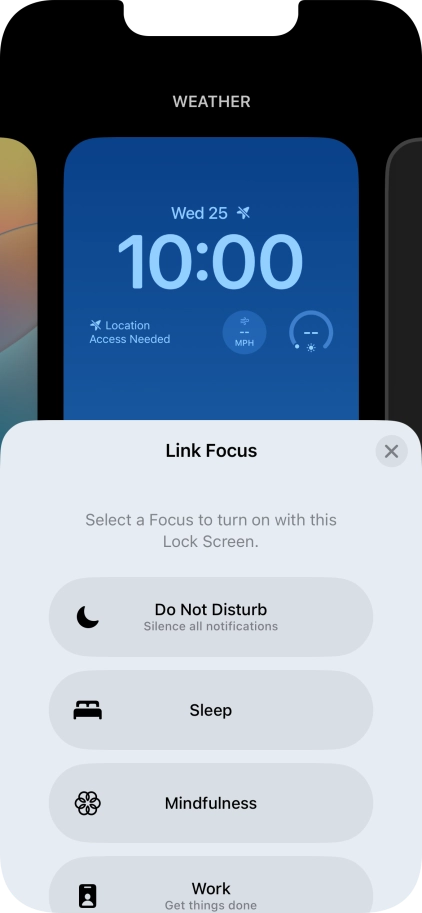 Press the required focus mode.