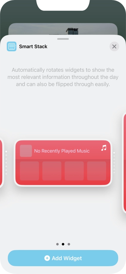 Slide your finger right or left on the screen to select the required widget size.