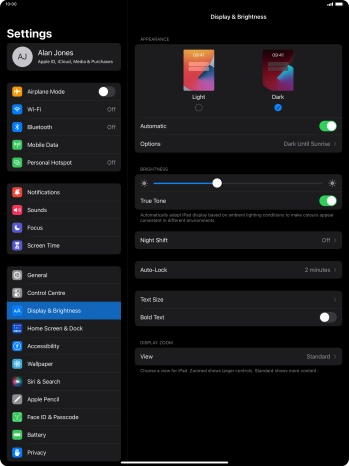 If you turn on the function, press Options and follow the instructions on the screen to select the required period of time for Dark Mode.