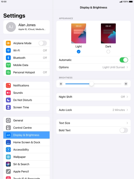If you turn on the function, press Options and follow the instructions on the screen to select the required period of time for Dark Mode.
