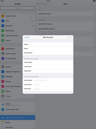 Press Host Name and key in the name or IP address of your email provider's outgoing server. Please note that if you can't send email messages when using your email provider's outgoing server, key in smtp.vodafone.net.au (Vodafone's outgoing server).