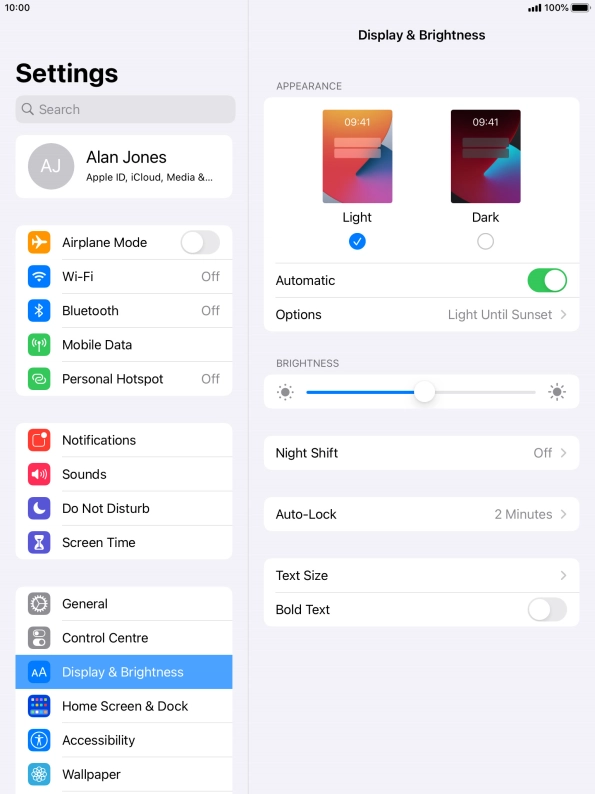 If you turn on the function, press Options and follow the instructions on the screen to select the required period of time for Dark Mode.