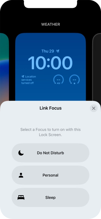 Press the required focus mode.