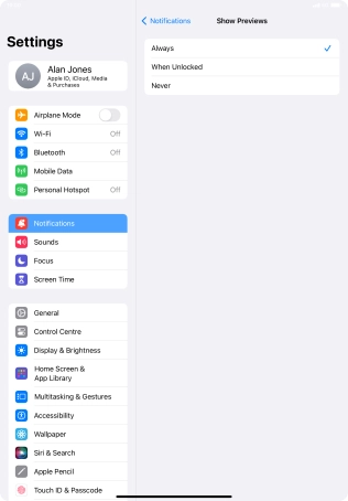 To select notification preview on the lock screen, press Always.