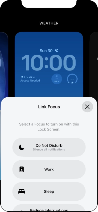 Press the required focus mode.