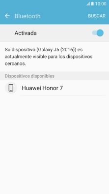 Pulsa el dispositivo Bluetooth deseado y sigue las indicaciones de la pantalla para vincular el dispositivo al teléfono.