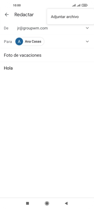 Pulsa Adjuntar archivo y desplázate a la carpeta deseada.