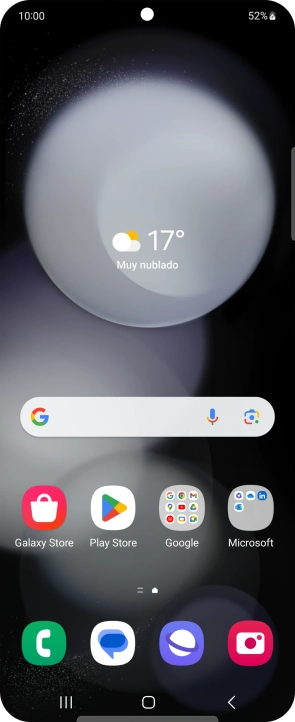 Cuando el icono de carga de batería aparece en la pantalla, el teléfono se está cargando.
