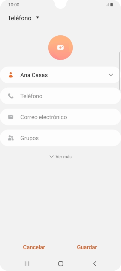 Pulsa Teléfono e introduce el número de teléfono deseado.