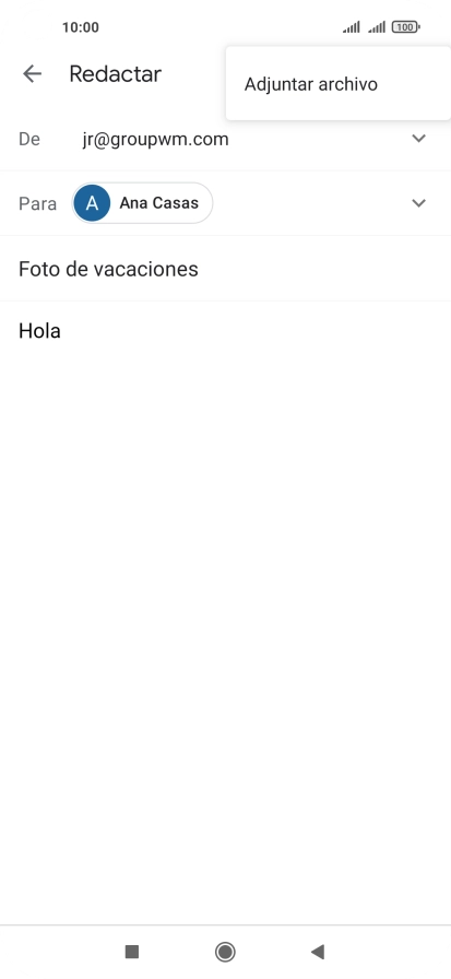 Pulsa Adjuntar archivo y desplázate a la carpeta deseada.