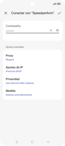 Introduce la contraseña de la red Wi-Fi y pulsa el icono de aceptar.