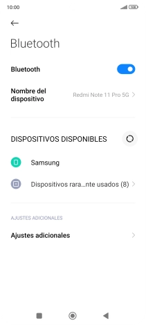 Pulsa el dispositivo Bluetooth deseado y sigue las indicaciones de la pantalla para vincular el dispositivo al teléfono.