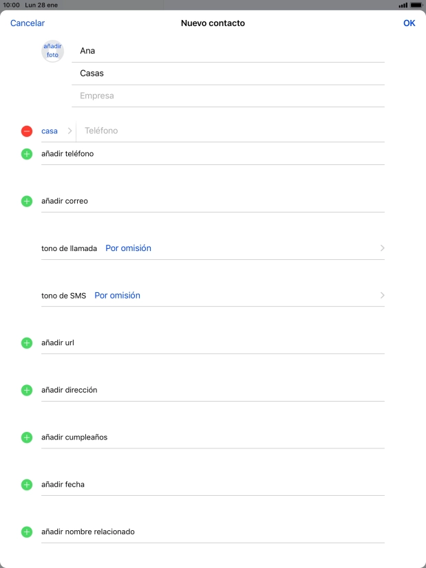 Pulsa Teléfono e introduce el número de teléfono deseado.