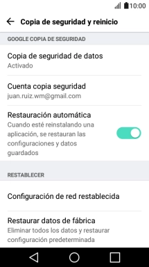 Pulsa Restaurar datos de fábrica.