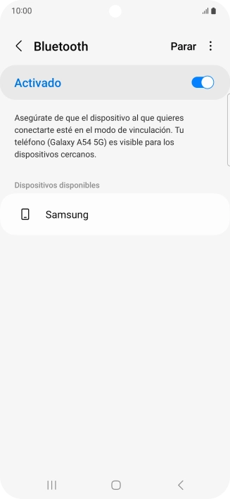 Pulsa el dispositivo Bluetooth deseado y sigue las indicaciones de la pantalla para vincular el dispositivo al teléfono.