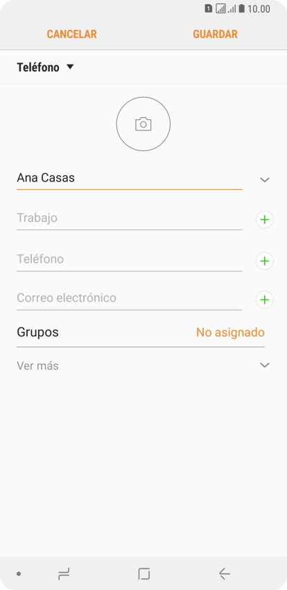 Pulsa Teléfono e introduce el número de teléfono deseado.