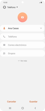 Pulsa Teléfono e introduce el número de teléfono deseado.