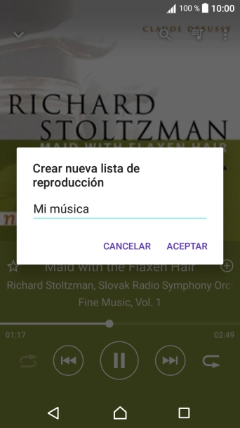 Introduce el nombre deseado de la lista de reproducción y pulsa ACEPTAR.