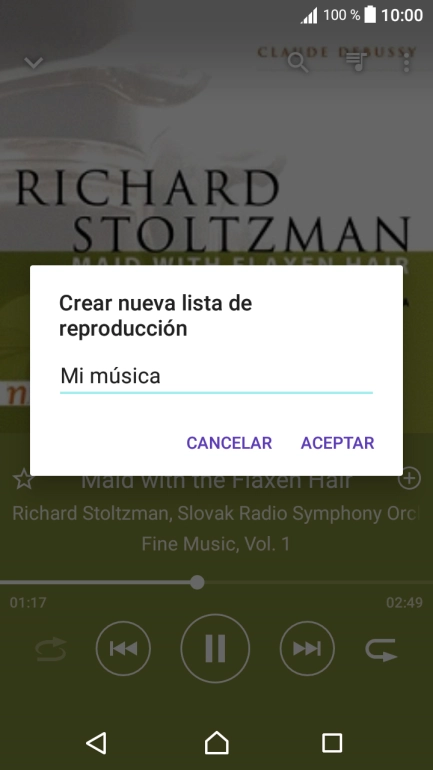 Introduce el nombre deseado de la lista de reproducción y pulsa ACEPTAR.