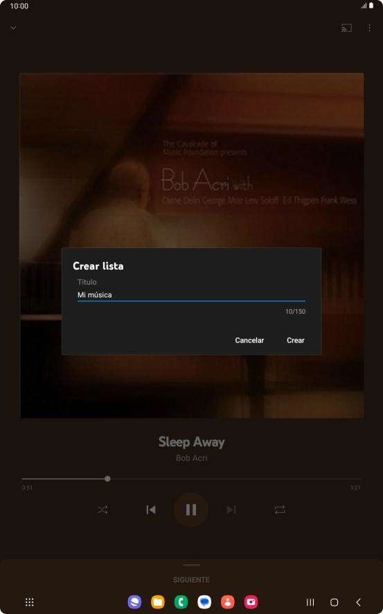 Introduce el nombre deseado de la lista de reproducción y pulsa Crear.
