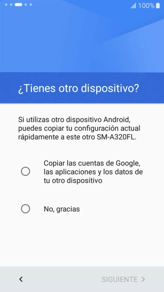 Puedes transferir el contenido de otro teléfono cuando activas tu teléfono por primera vez y cuando lo has restablecido. Cuando aparezca en la pantalla del teléfono esta imagen, ya está listo para la transmisión del contenido del otro teléfono.