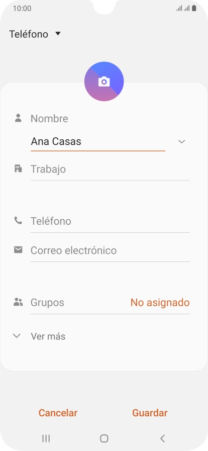Pulsa Teléfono e introduce el número de teléfono deseado.