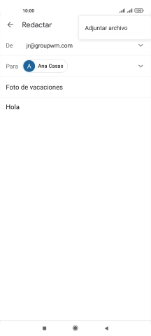 Pulsa Adjuntar archivo y desplázate a la carpeta deseada.