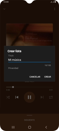Introduce el nombre deseado de la lista de reproducción y pulsa CREAR.