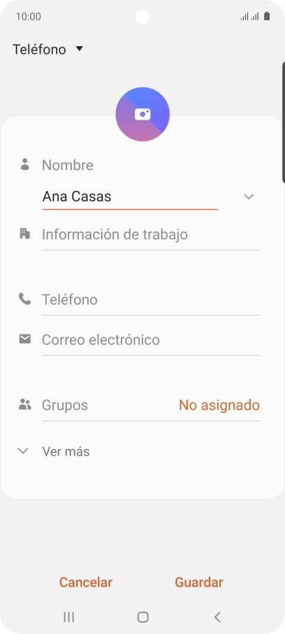 Pulsa Teléfono e introduce el número de teléfono deseado.
