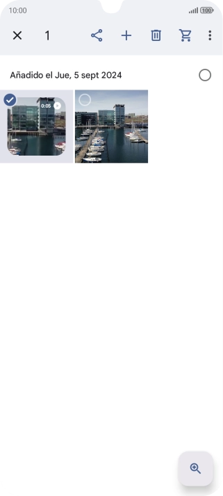 Pulsa las fotografías o los vídeos deseados para añadirlos.
