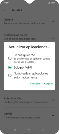 Para activar la actualización automática de apps utilizando la red móvil, pulsa En cualquier red.