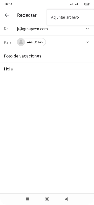 Pulsa Adjuntar archivo y desplázate a la carpeta deseada.