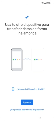 Sigue las indicaciones de la pantalla para transferir contenido desde otro teléfono.