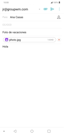 Pulsa el icono de envío cuando termines de escribir el correo electrónico.