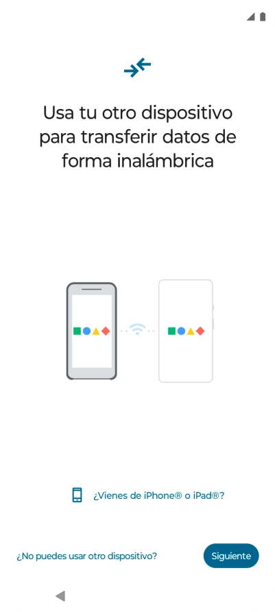 Sigue las indicaciones de la pantalla para transferir contenido desde otro teléfono.