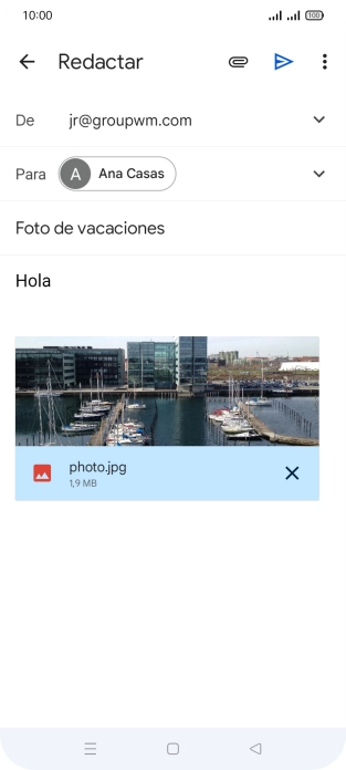 Pulsa el icono de envío cuando termines de escribir el correo electrónico.