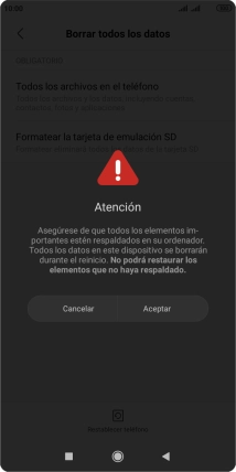 Pulsa Aceptar. Espera unos instantes mientras el teléfono restablece la configuración predeterminada. Sigue las indicaciones de la pantalla para configurar el teléfono y dejarlo listo para su uso.