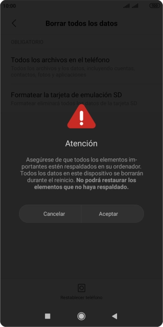 Pulsa Aceptar. Espera unos instantes mientras el teléfono restablece la configuración predeterminada. Sigue las indicaciones de la pantalla para configurar el teléfono y dejarlo listo para su uso.