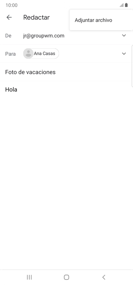 Pulsa Adjuntar archivo y desplázate a la carpeta deseada.