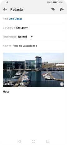 Pulsa el icono de envío cuando termines de escribir el correo electrónico.