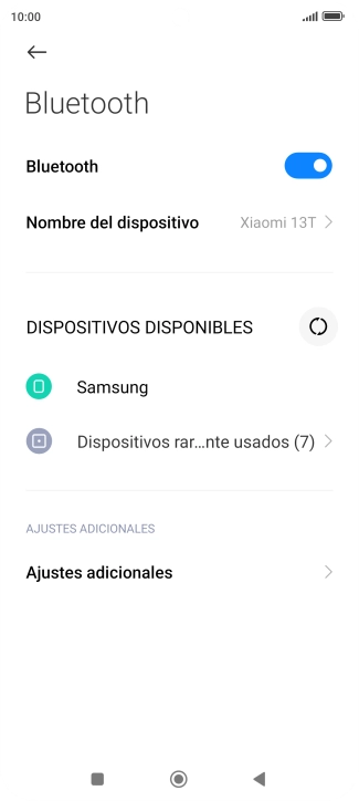 Pulsa el dispositivo Bluetooth deseado y sigue las indicaciones de la pantalla para vincular el dispositivo al teléfono.
