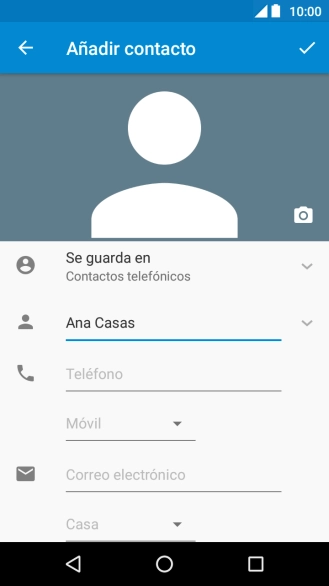 Pulsa Teléfono e introduce el número de teléfono deseado.
