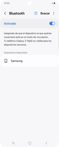 Pulsa el dispositivo Bluetooth deseado y sigue las indicaciones de la pantalla para vincular el dispositivo al teléfono.