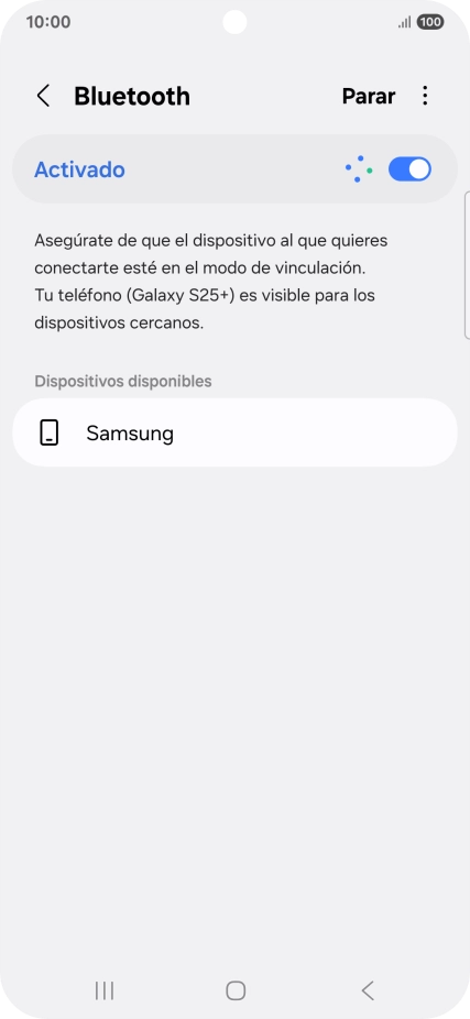 Pulsa el dispositivo Bluetooth deseado y sigue las indicaciones de la pantalla para vincular el dispositivo al teléfono.