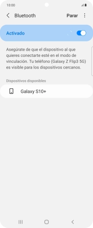 Pulsa el dispositivo Bluetooth deseado y sigue las indicaciones de la pantalla para vincular el dispositivo al teléfono.