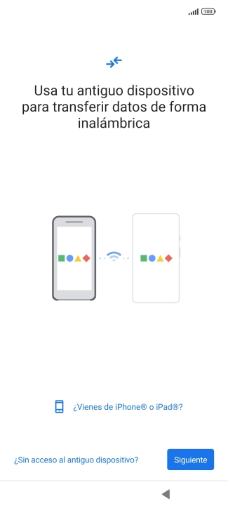 Sigue las indicaciones de la pantalla para transferir contenido desde otro teléfono.
