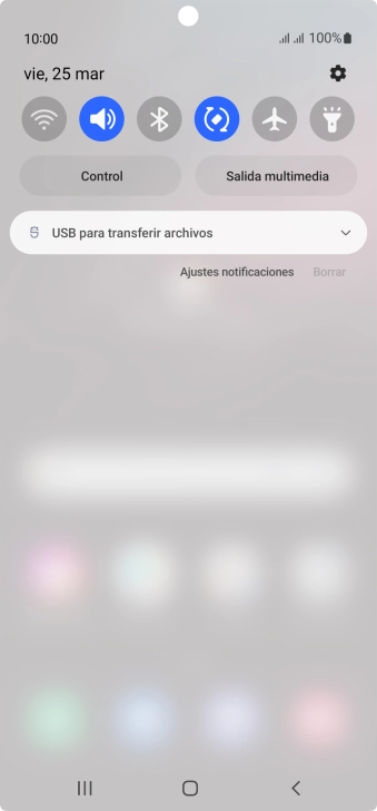 Pulsa USB para transferir archivos.