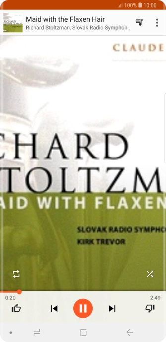 Pulsa la flecha hacia la derecha para ir al archivo de música siguiente.