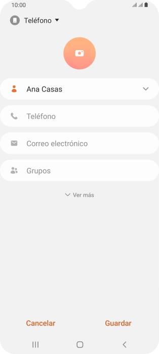 Pulsa Teléfono e introduce el número de teléfono deseado.